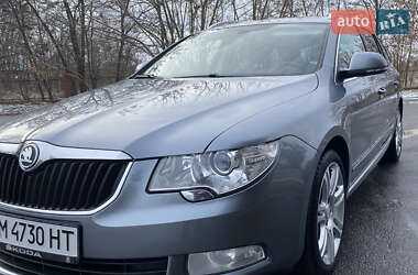 Універсал Skoda Superb 2011 в Бердичеві