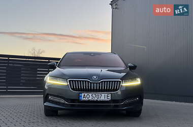 Ліфтбек Skoda Superb 2019 в 