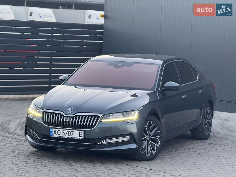 Лифтбек Skoda Superb 2019 в Мукачево
