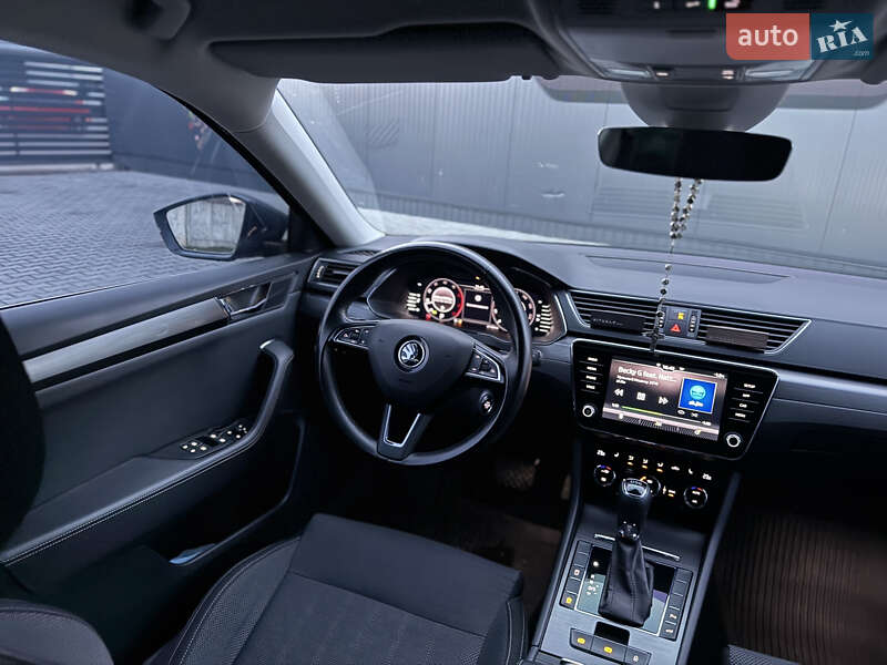 Лифтбек Skoda Superb 2019 в Мукачево