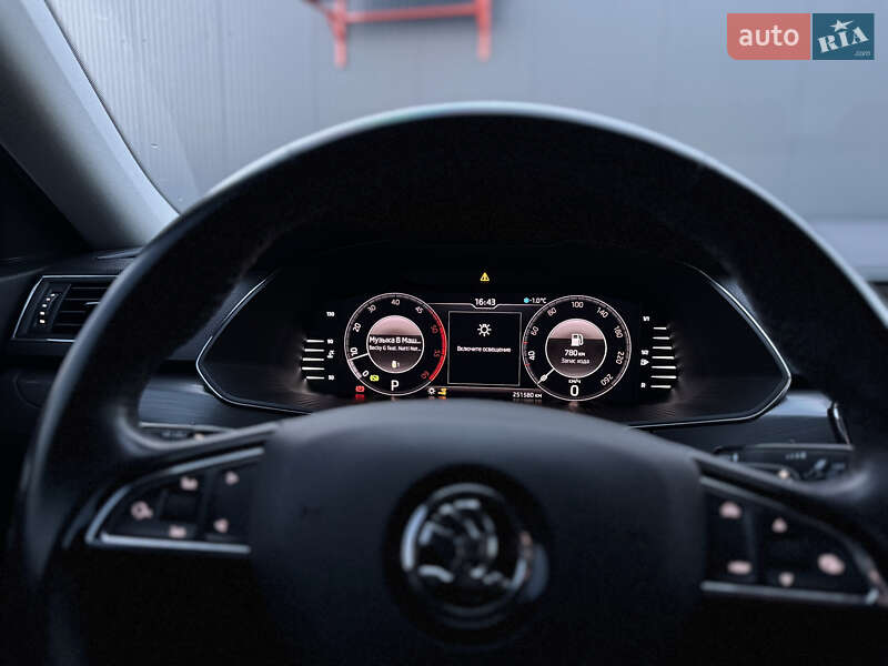 Лифтбек Skoda Superb 2019 в Мукачево