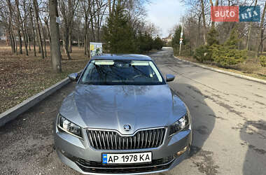 Ліфтбек Skoda Superb 2018 в 
