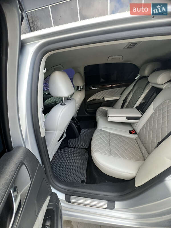 Лифтбек Skoda Superb 2010 в Киеве