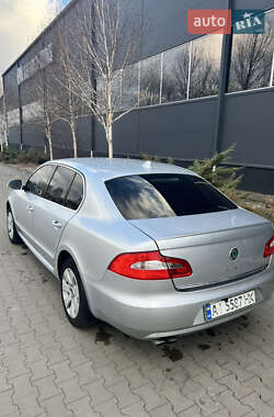 Лифтбек Skoda Superb 2010 в 