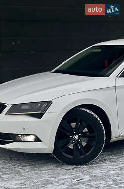 Ліфтбек Skoda Superb 2017 в Міжгір'ї