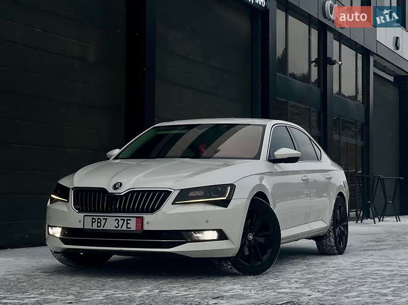 Ліфтбек Skoda Superb 2017 в Міжгір'ї