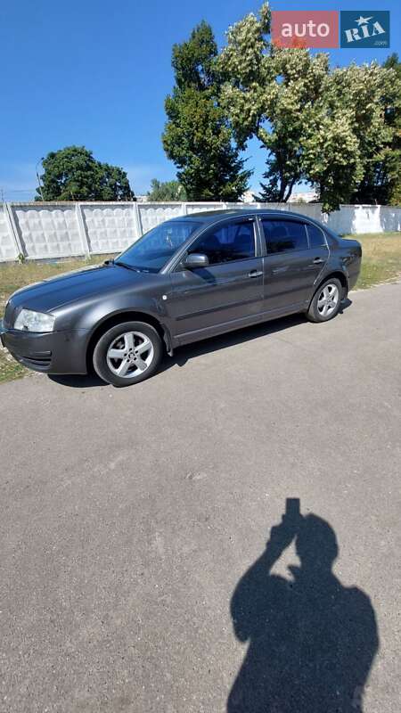 Лифтбек Skoda Superb 2005 в Броварах