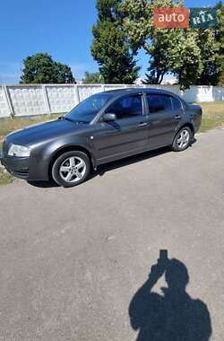 Лифтбек Skoda Superb 2005 в Киеве