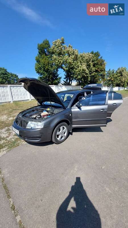 Skoda Superb 2005