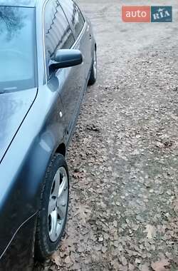 Лифтбек Skoda Superb 2002 в 