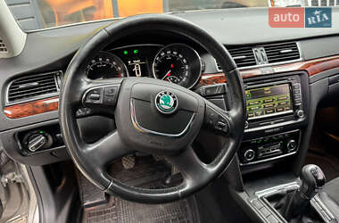 Универсал Skoda Superb 2010 в Стрые