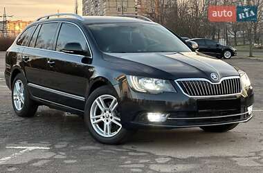 Універсал Skoda Superb 2015 в Кривому Розі