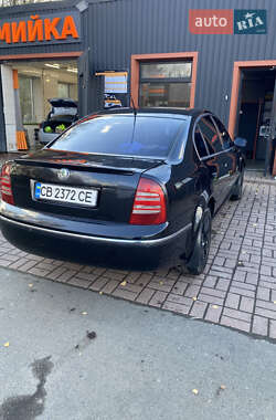 Ліфтбек Skoda Superb 2003 в Бобровиці