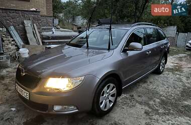 Универсал Skoda Superb 2012 в Киеве