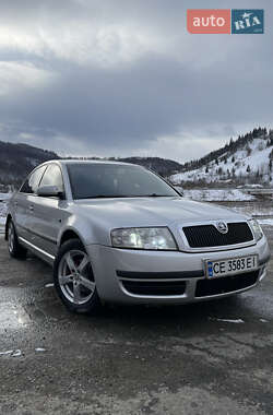 Лифтбек Skoda Superb 2004 в 