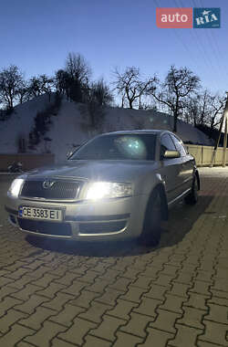 Лифтбек Skoda Superb 2004 в 