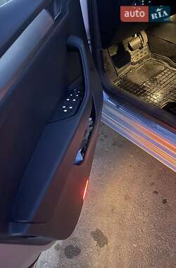 Лифтбек Skoda Superb 2016 в 