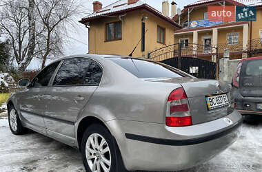 Лифтбек Skoda Superb 2008 в Львове