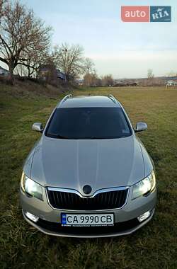 Універсал Skoda Superb 2013 в Монастирищеві