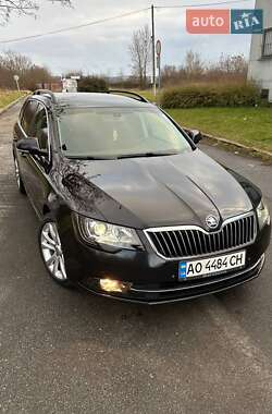 Универсал Skoda Superb 2015 в 