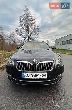 Универсал Skoda Superb 2015 в 