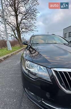 Универсал Skoda Superb 2015 в 