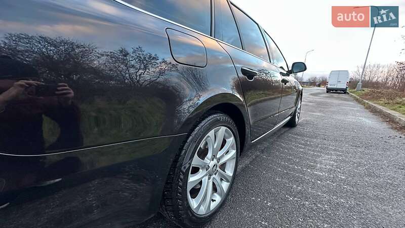 Универсал Skoda Superb 2015 в Ужгороде