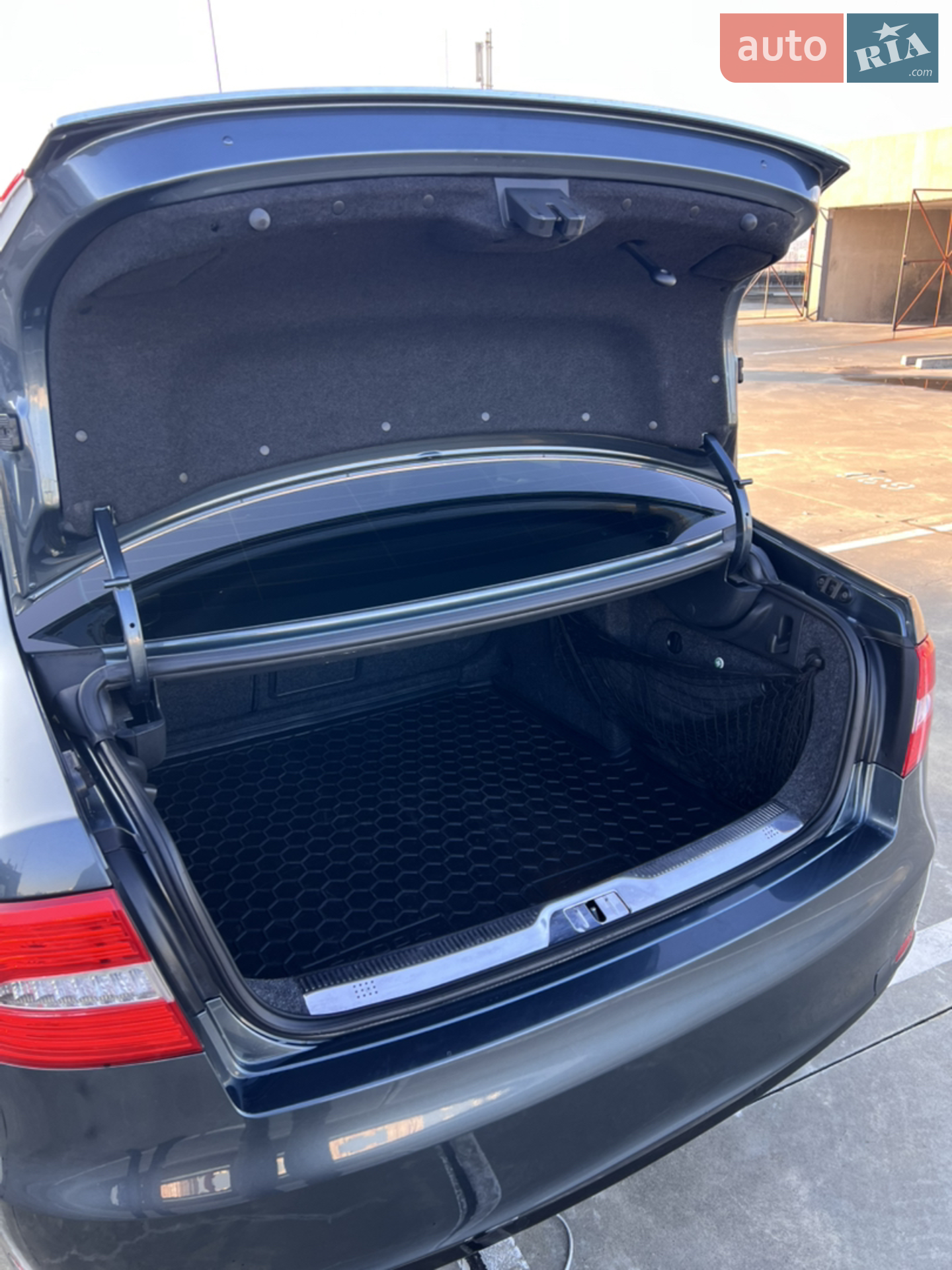 2014 Skoda Superb - мініатюра 27