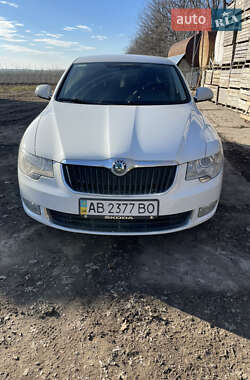 Ліфтбек Skoda Superb 2012 в Могилів-Подільському