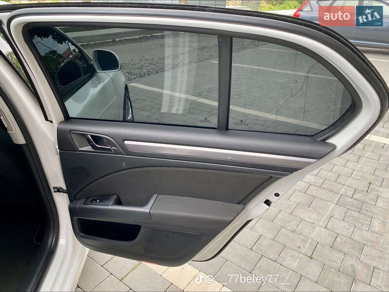 Лифтбек Skoda Superb 2013 в Хусте