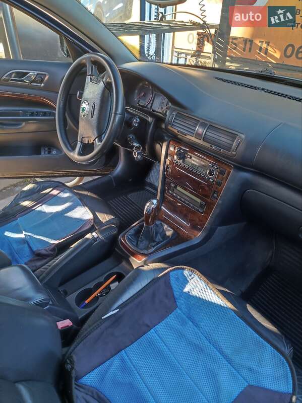 Лифтбек Skoda Superb 2004 в Коломые фото 3 Лифтбек Skoda Superb 2004 в Коломые