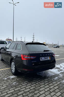 Универсал Skoda Superb 2021 в 