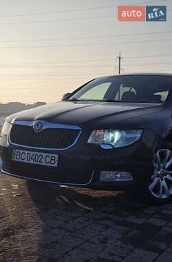 Лифтбек Skoda Superb 2009 в 