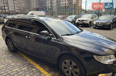 Універсал Skoda Superb 2013 в Вінниці