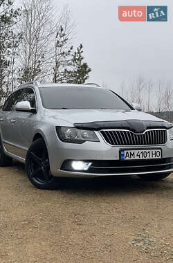 Универсал Skoda Superb 2014 в Малине