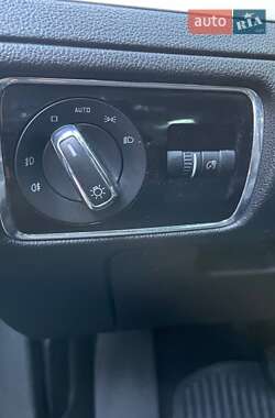 Універсал Skoda Superb 2010 в 
