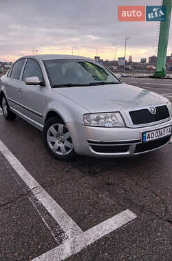 Ліфтбек Skoda Superb 2003 в Гайсину