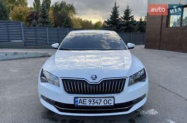 Ліфтбек Skoda Superb 2015 в Павлограді