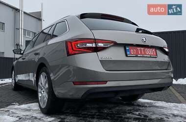 Універсал Skoda Superb 2016 в Мукачевому