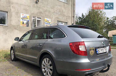 Универсал Skoda Superb 2010 в 