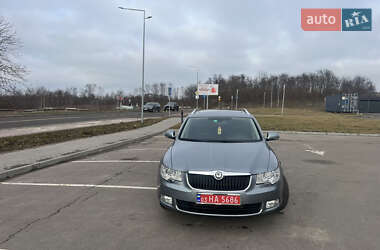 Універсал Skoda Superb 2012 в Рівному