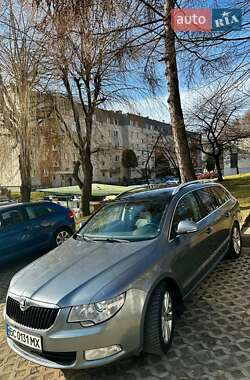 Універсал Skoda Superb 2012 в Львові