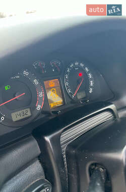 Лифтбек Skoda Superb 2002 в 
