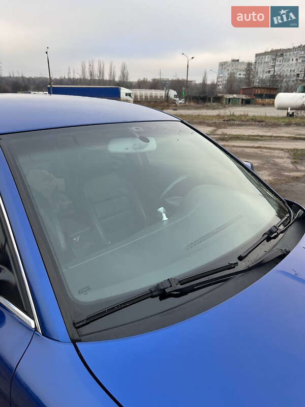 Ліфтбек Skoda Superb 2002 в Запоріжжі