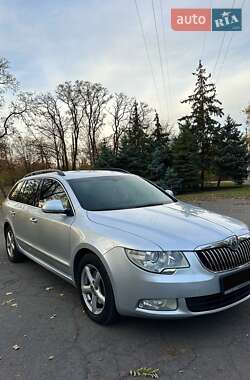 Універсал Skoda Superb 2010 в Києві