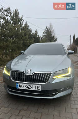 Лифтбек Skoda Superb 2018 в 