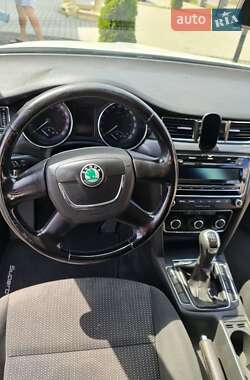 Универсал Skoda Superb 2010 в Ужгороде