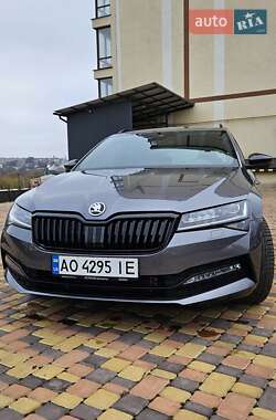 Универсал Skoda Superb 2022 в Умани