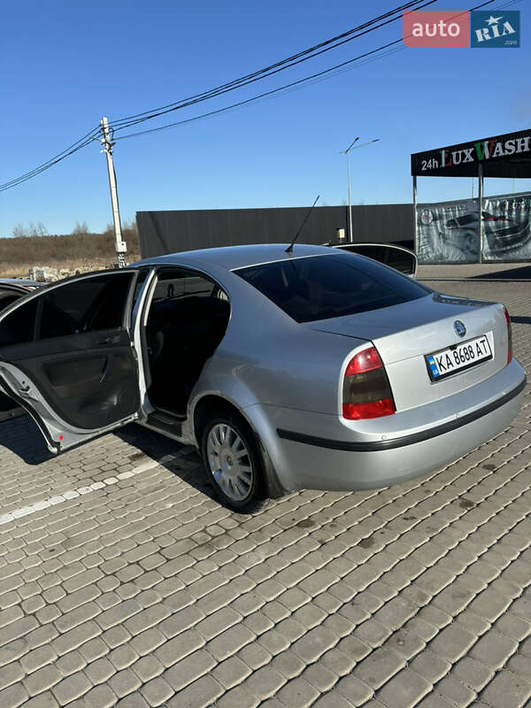 Ліфтбек Skoda Superb 2008 в Львові