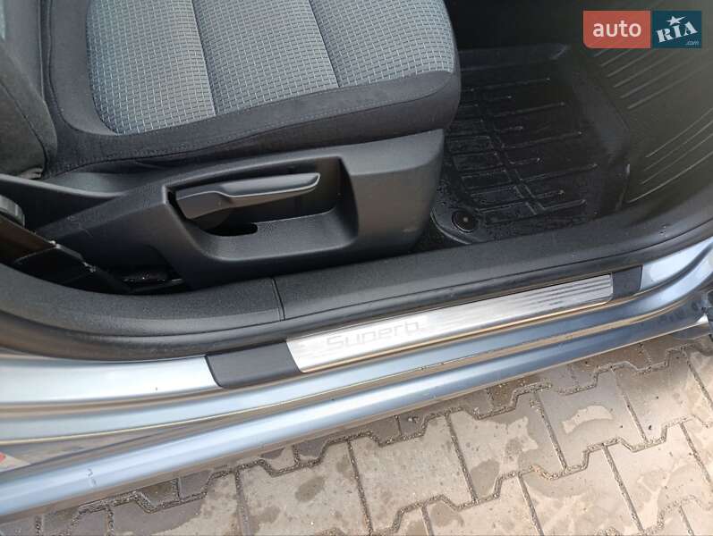 Универсал Skoda Superb 2013 в Ярмолинцах фото 43 Универсал Skoda Superb 2013 в Ярмолинцах